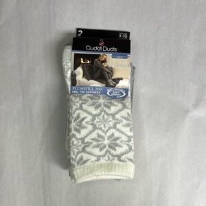 New Cuddl Duds Socks Women’s 2 Pack Light Gray Soft Leg Layering Crew Casual